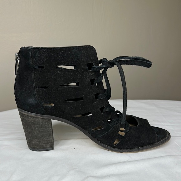 Vince Camuto Tressa Black Heeled Sandals Size 8 - Picture 7 of 10